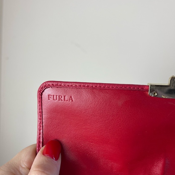GUC Red FURLA Coated Leather Wallet Long - Picture 5 of 9